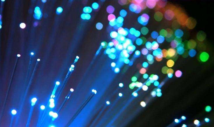 光纤通信系统的链路构成与具体应用