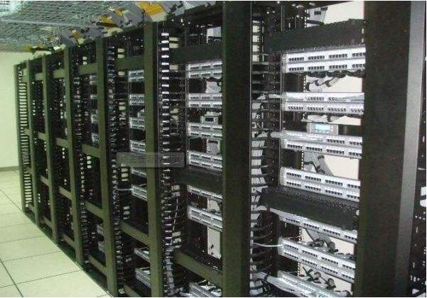 机柜布线有什么操作规则 机柜布线日常